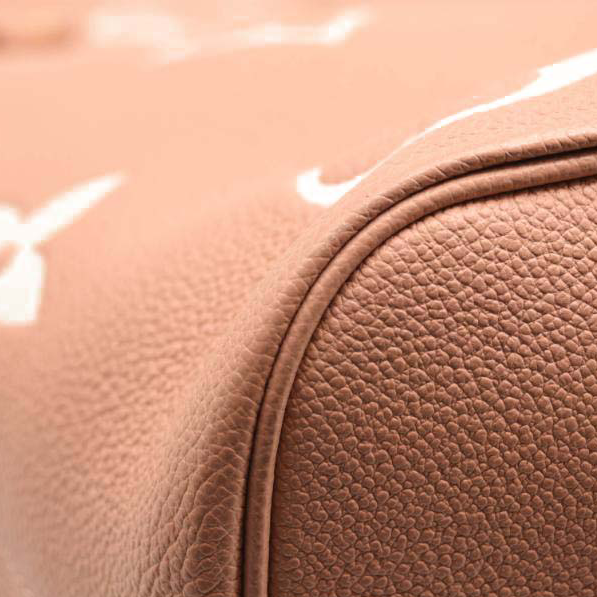 LOUIS VUITTON Empreinte Monogram Giant Neverfull MM Trianon Pink Cream