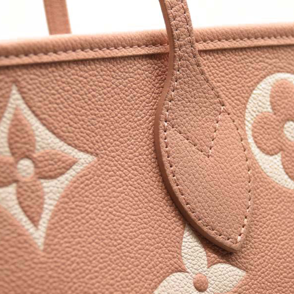 LOUIS VUITTON Empreinte Monogram Giant Neverfull MM Trianon Pink Cream