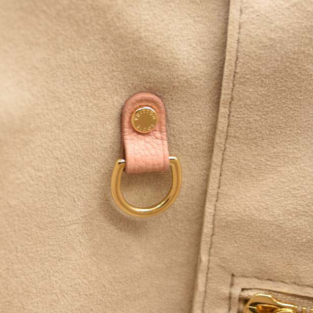 LOUIS VUITTON Empreinte Monogram Giant Neverfull MM Trianon Pink Cream