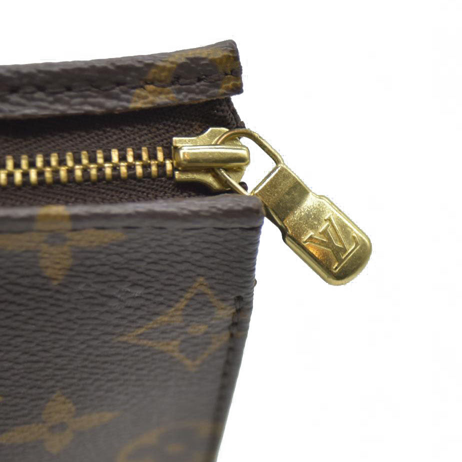 Louis Vuitton  Monogram Toiletry Pouch 26