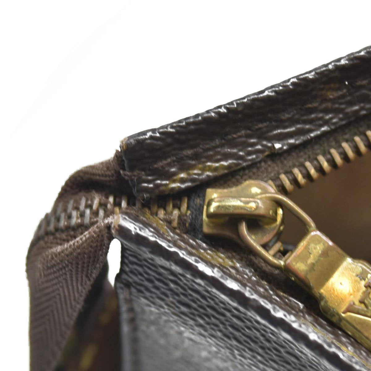 $1120 LOUIS VUITTON Monogram Toiletry 26 871TH