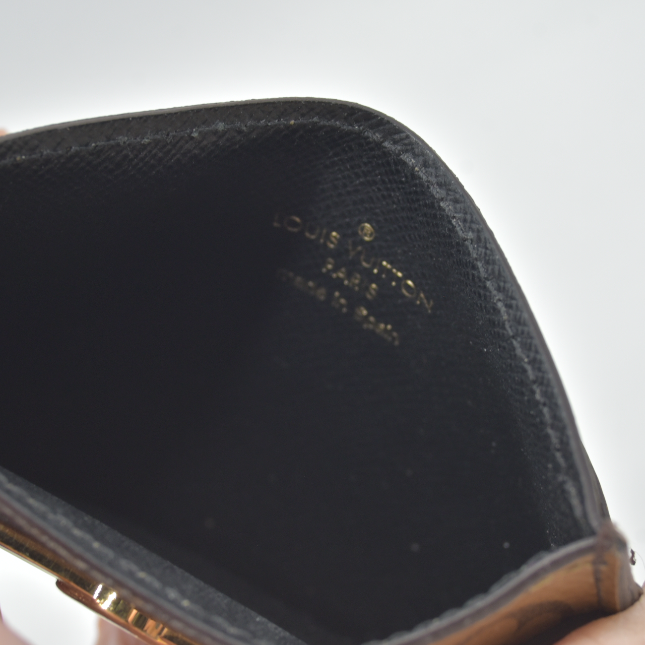 $460 Louis Vuitton Monogram Canvas Reverse Dauphine Card Holder RFID CONSIGNMENT