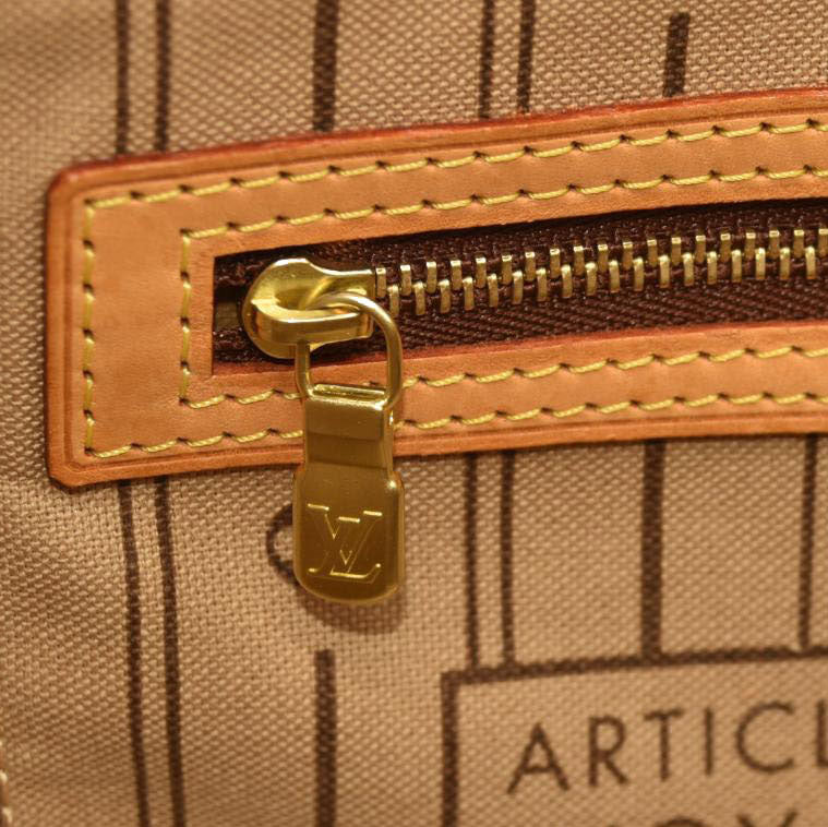 LOUIS VUITTON Monogram Neverfull PM TH0098