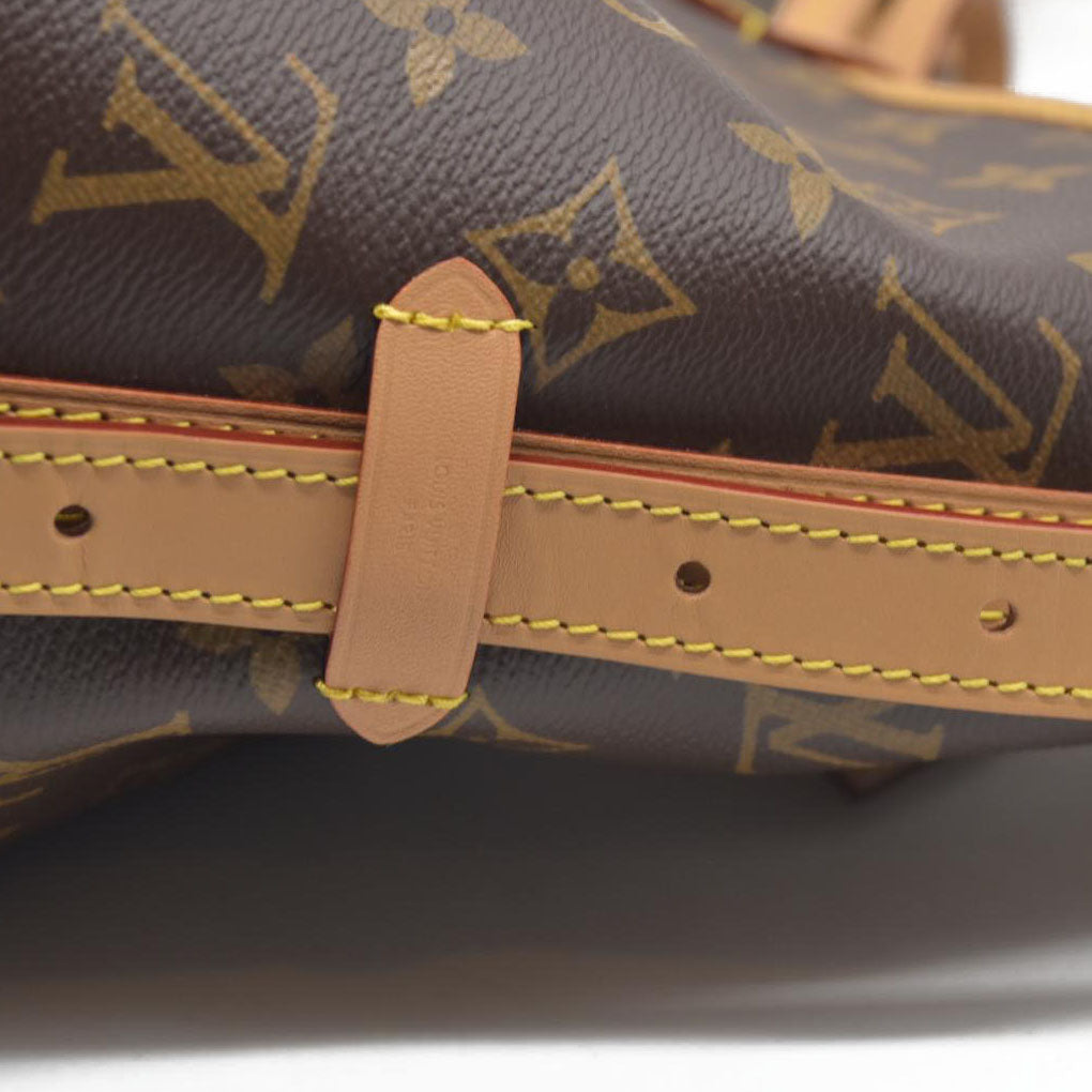 $2850 Louis Vuitton Monogram Carryall PM Brown Crossbody Travel Bag