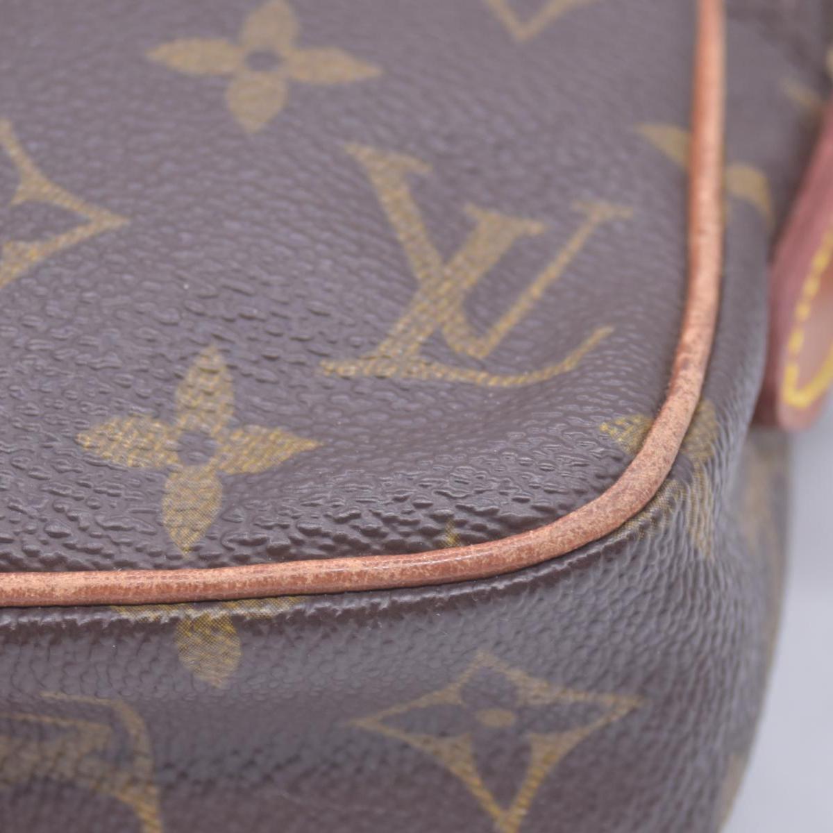 $1210 Louis Vuitton Monogram Danube 15 CONSIGNMENT 10021001