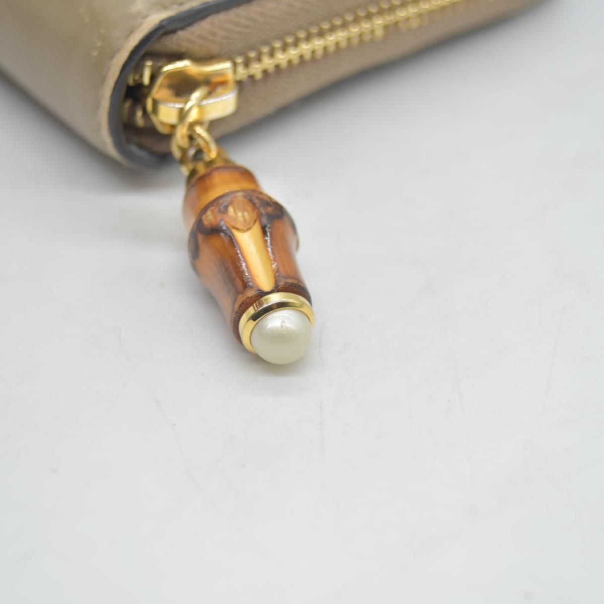$795 GUCCI Bamboo Pearl Leather Zip Around Long Wallet Beige