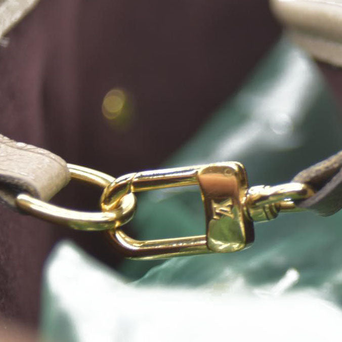 Louis Vuitton  Empreinte Monogram Giant Neverfull MM Tourterelle