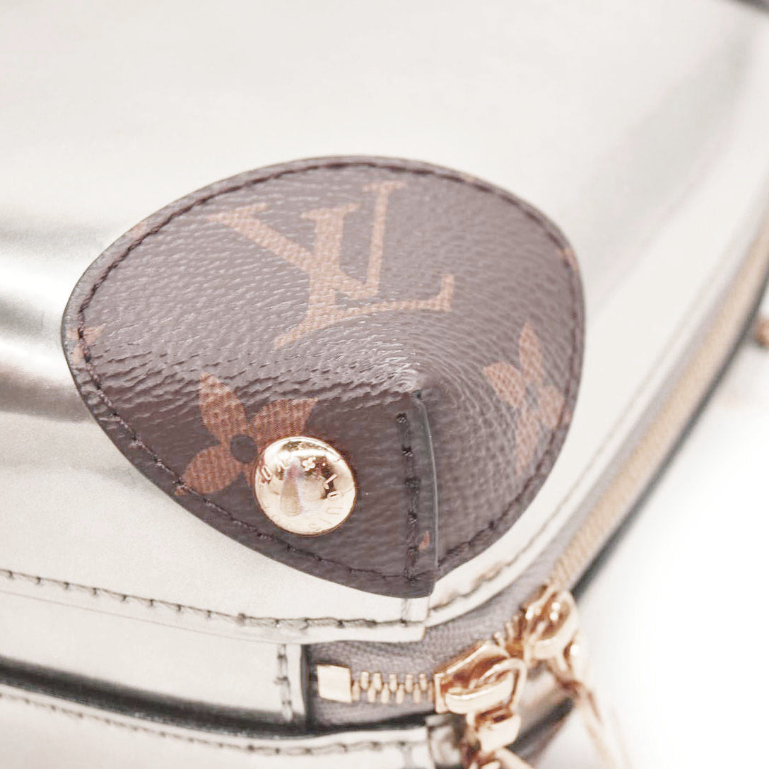 LOUIS VUITTON Patent Miroir Venice Gris Metal PL2118