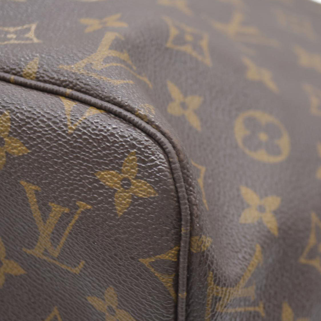 $2170 Louis Vuitton  Monogram Neo Neverfull MM Fuchsia AR5105
