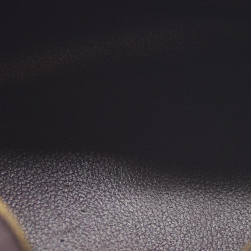 Louis Vuitton  Taiga Trousse Toilette PM Acajou