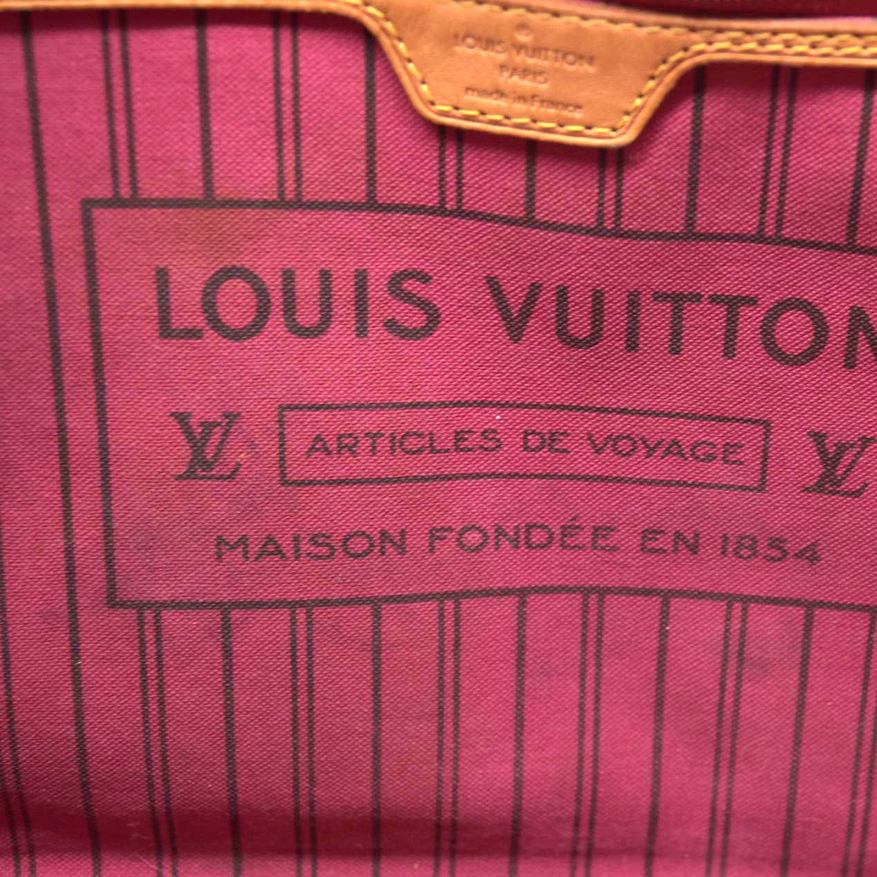 $2170 Louis Vuitton  Monogram Neo Neverfull MM Fuchsia AR5105