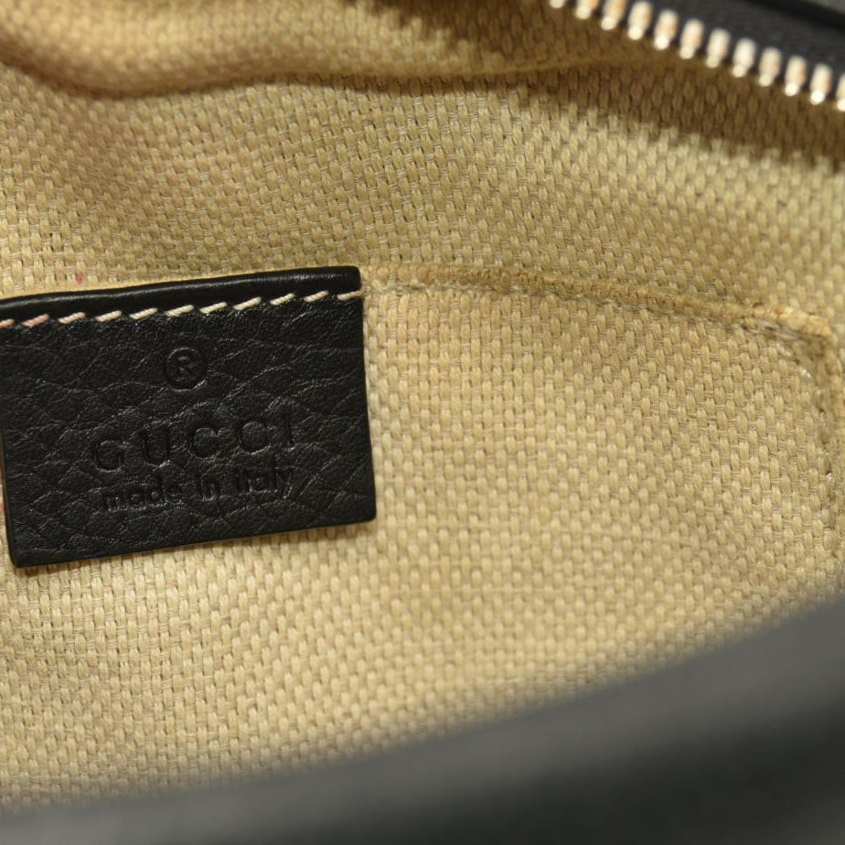 Gucci  Pebbled Calfskin Small Soho Disco Bag Black