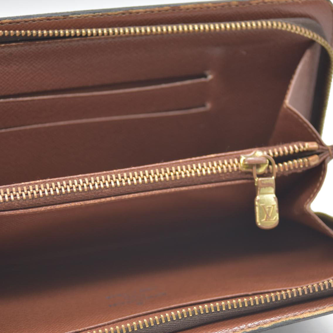 Louis Vuitton  Monogram Port Monnaie Zippy Wallet TH0090