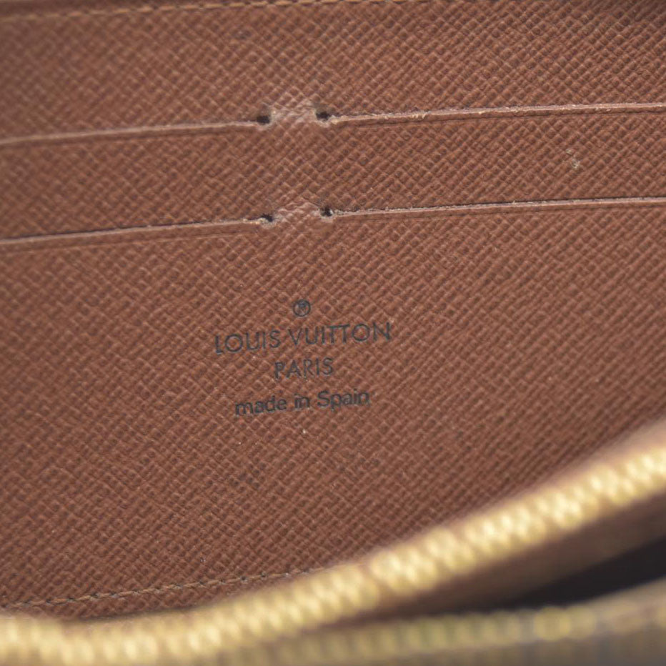 Louis Vuitton  Monogram Zippy Wallet CA1102