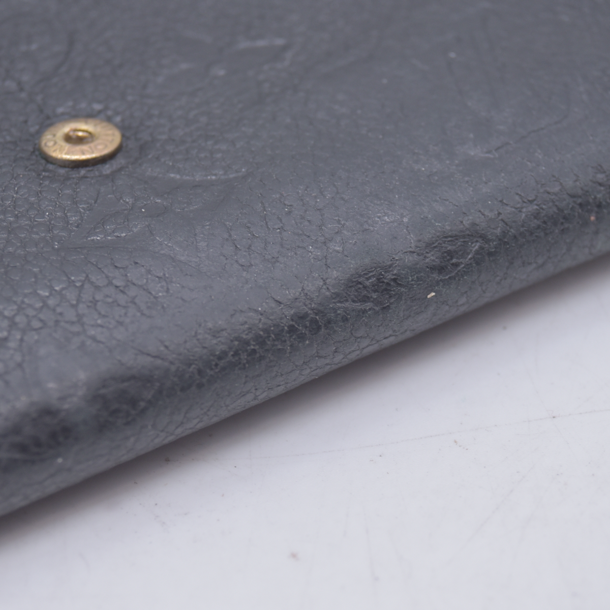$1060 2019 Louis Vuitton Empreinte Sarah Wallet NM Black CA4129