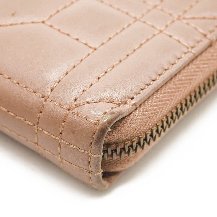 GUCCI Calfskin Matelasse Pearly GG Marmont Zip Around Wallet Porcelain Rose