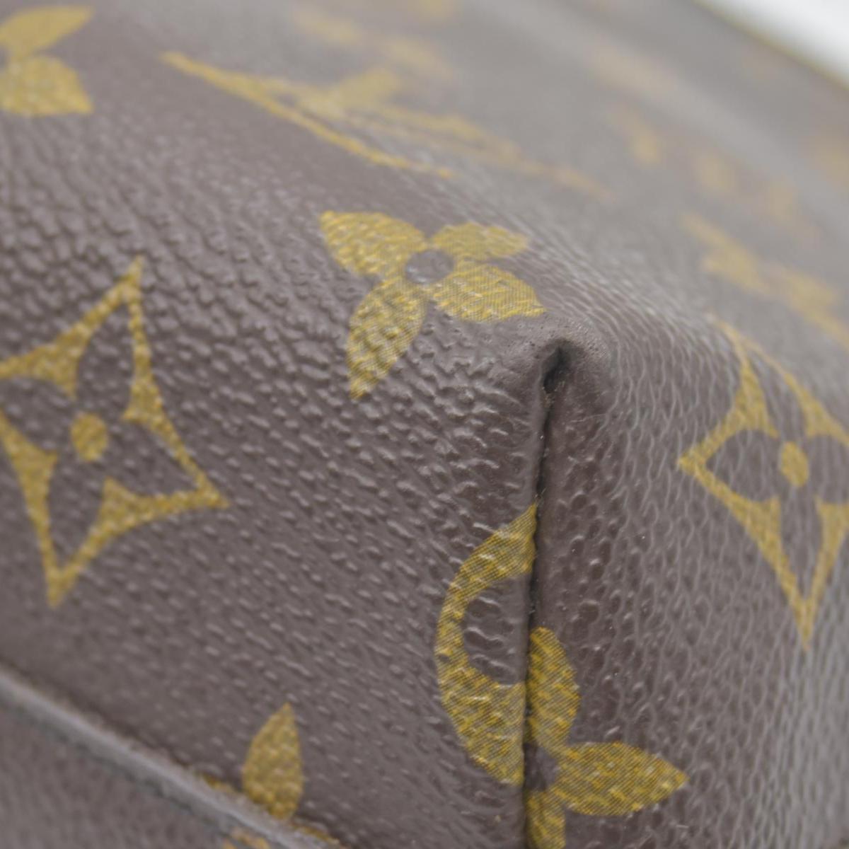 $1040 Louis Vuitton Monogram Trousse Demi Ronde cosmetic pouch CONSIGNMENT
