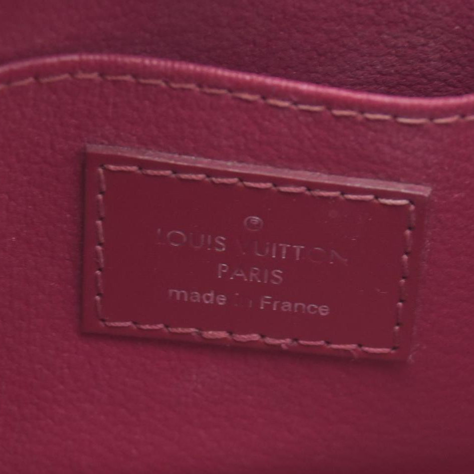 $825 Louis Vuitton Epi Pochette Cosmetic pouch in fuchsia CONSIGNMENT
