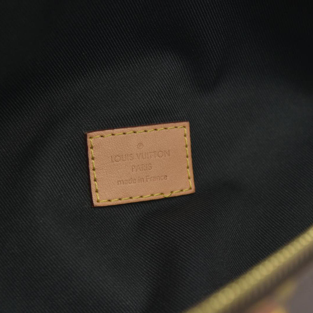 Louis Vuitton  Monogram Bumbag MI4188