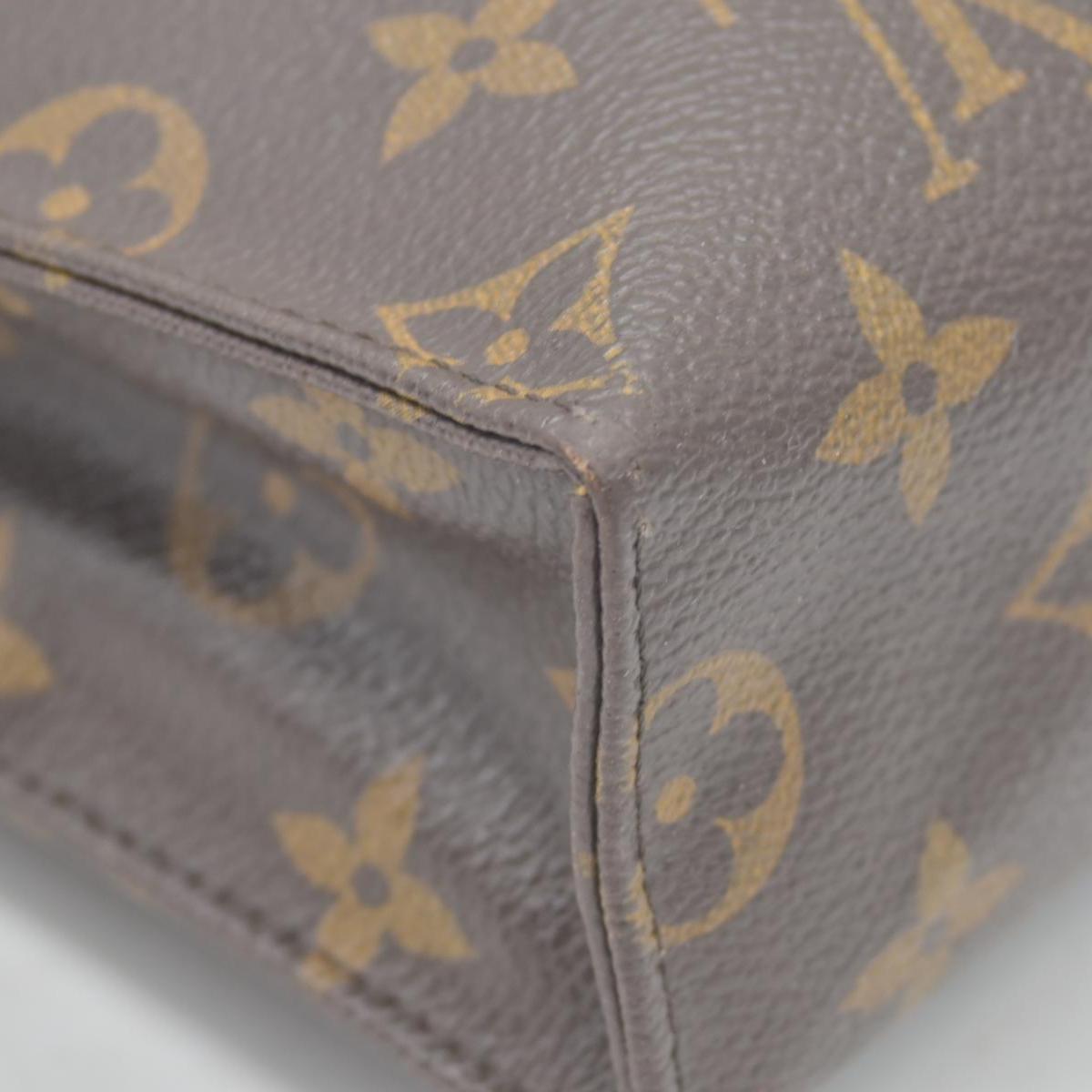 $1120 Louis Vuitton Monogram Toiletry Pouch 26 CONSIGNMENT
