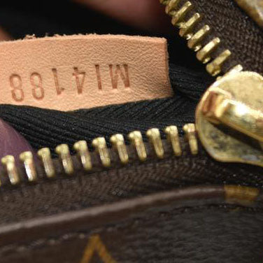Louis Vuitton  Monogram Bumbag MI4188