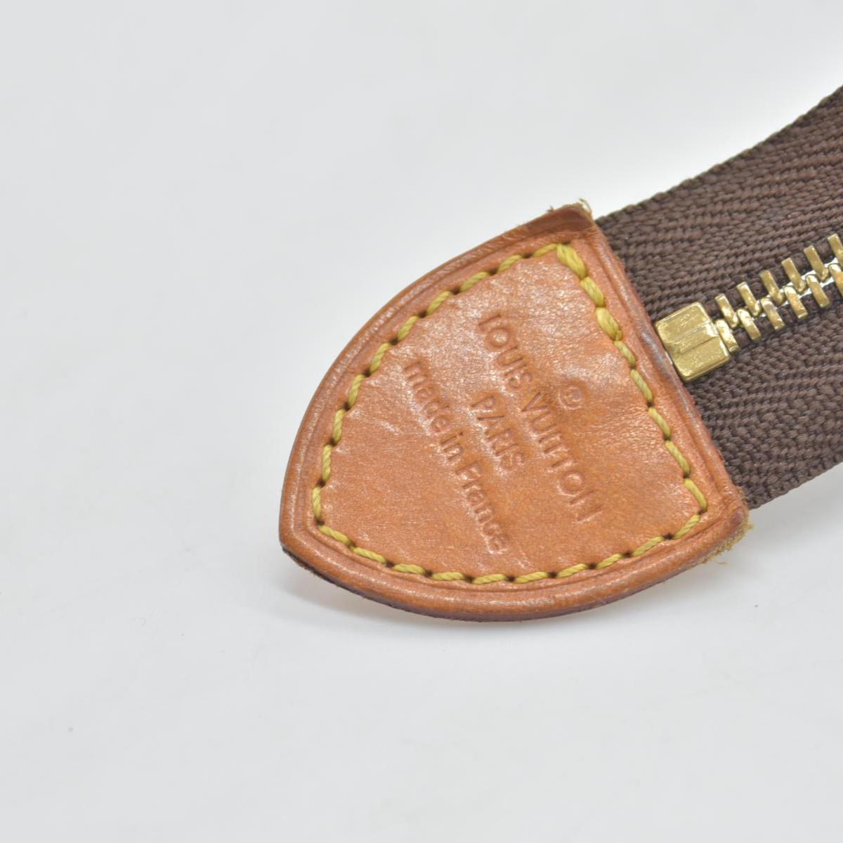 $1120 Louis Vuitton Monogram Toiletry Pouch 26 CONSIGNMENT