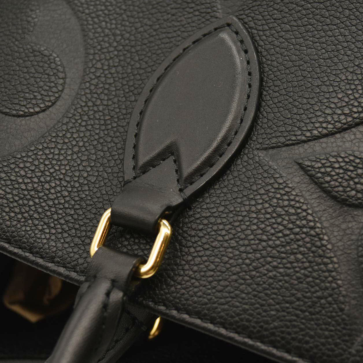 LOUIS VUITTON  Empreinte Monogram Giant Onthego GM Black DU2210