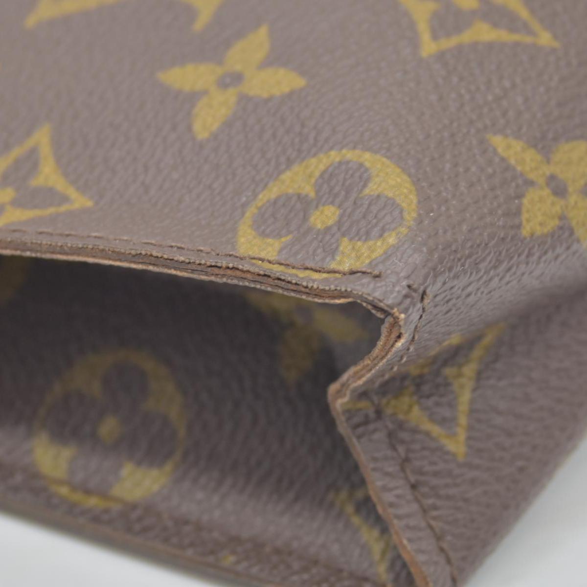 $1120 Louis Vuitton Monogram Toiletry Pouch 26 CONSIGNMENT