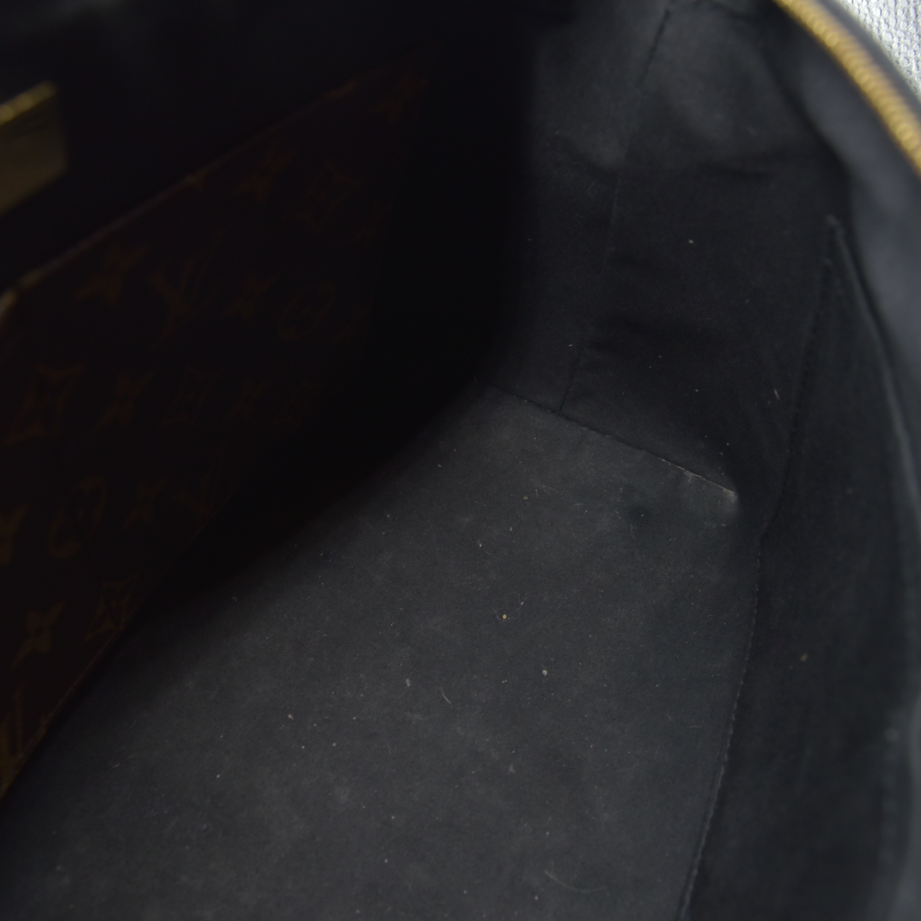 $2270 2018 Louis Vuitton Patent Calfskin Miroir Tote Black SN0188