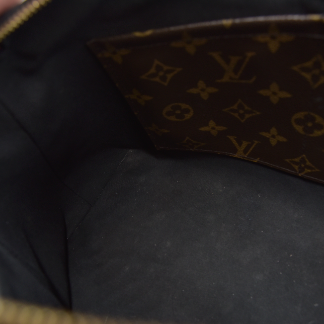 $2270 2018 Louis Vuitton Patent Calfskin Miroir Tote Black SN0188