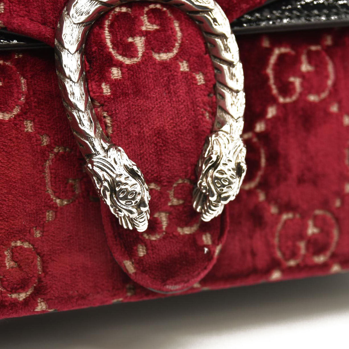 Gucci  Velvet Skipper Crystal GG Monogram Small Dionysus Shoulder Bag Red Cipria Black Black Diamond