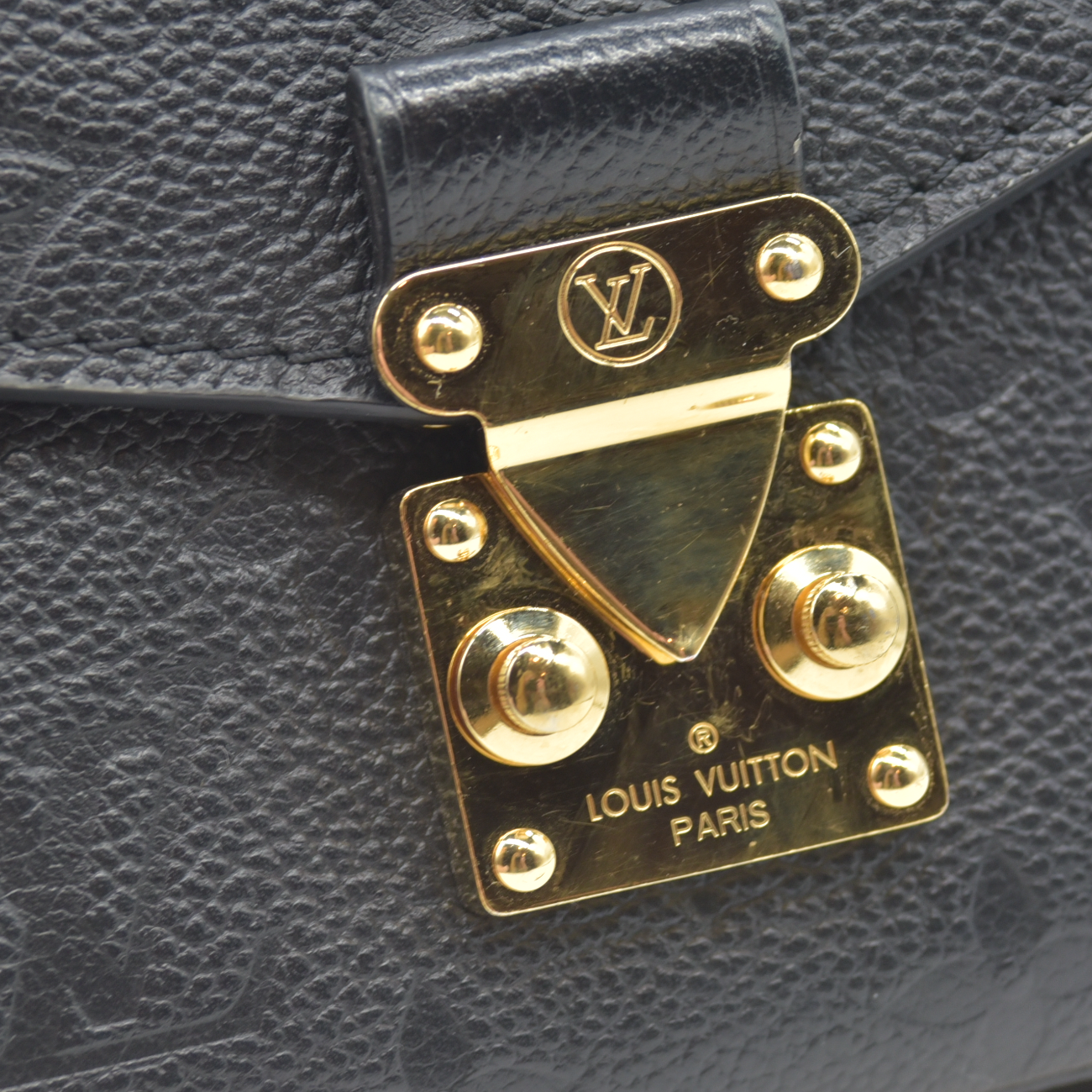 $3250 RFID Louis Vuitton Monogram Giant Empreinte Pochette Metis East West