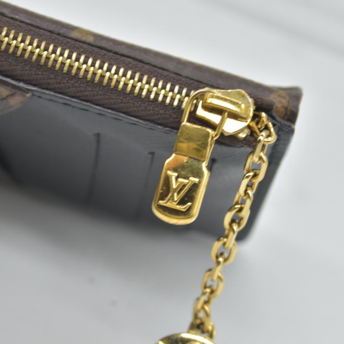 $675 Louis Vuitton Monogram Recto Verso Card Holder Black