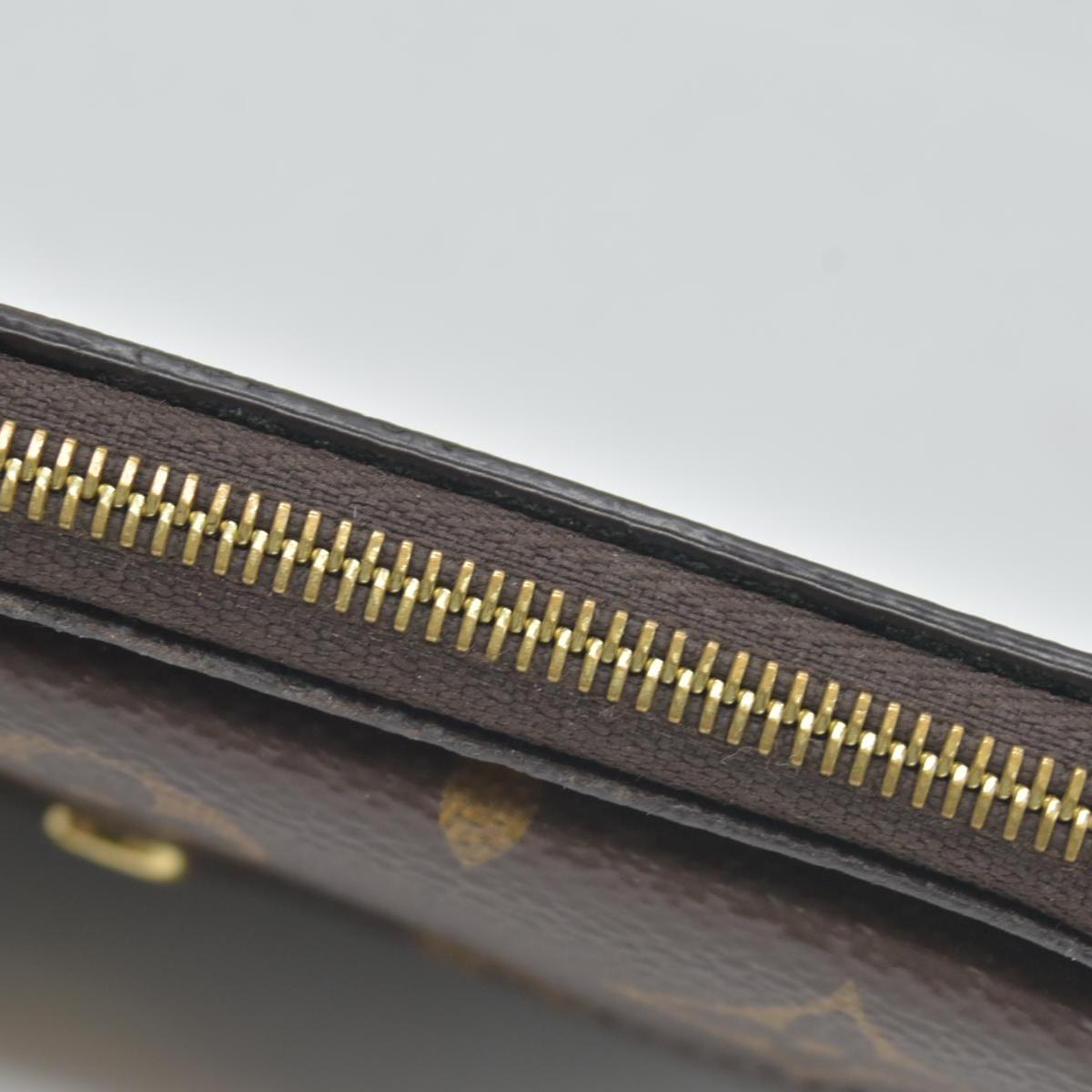 $675 Louis Vuitton Monogram Recto Verso Card Holder Black