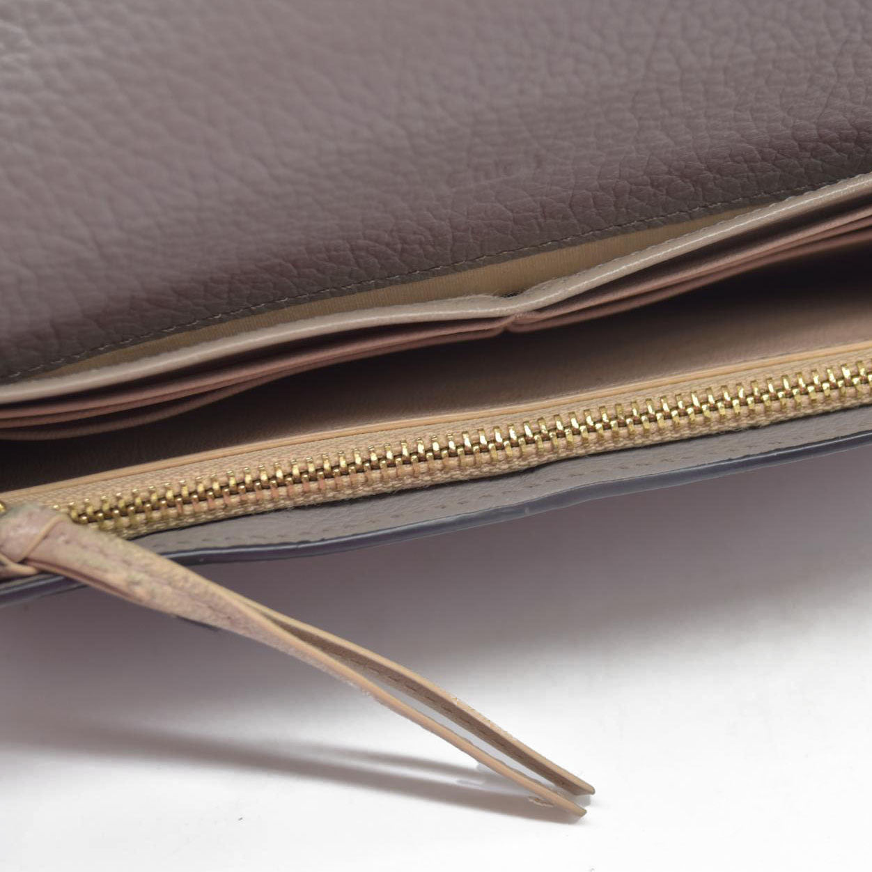 $595 Chloe Alphabet Leather Bifold Long Wallet