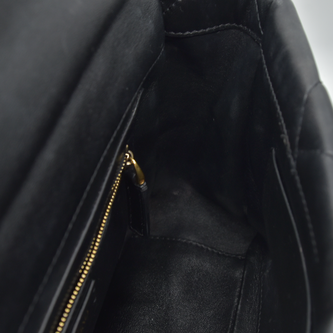 $3550 Valentino Garavani Nappa Large Roman Stud Shoulder Bag Black
