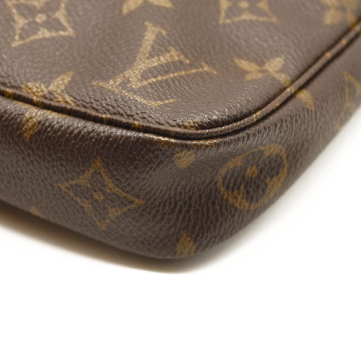 LOUIS VUITTON Monogram Pochette Accessories