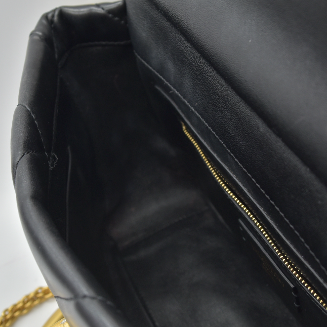 $3550 Valentino Garavani Nappa Large Roman Stud Shoulder Bag Black