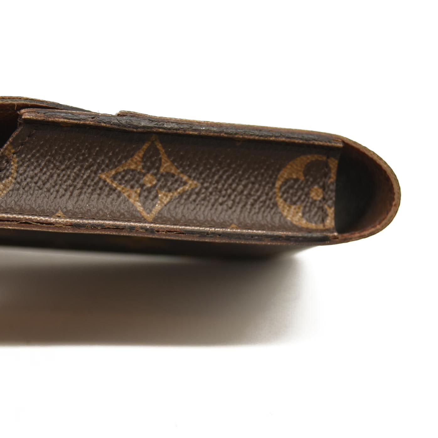 Louis Vuitton  Monogram Cigarette Case CT0157