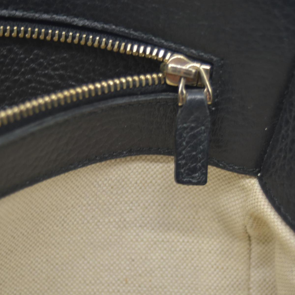 $1100 Gucci Pebbled Calfskin Small Swing Tote Black