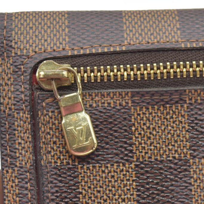 $750 LOUIS VUITTON Damier Ebene Koala Compact Wallet