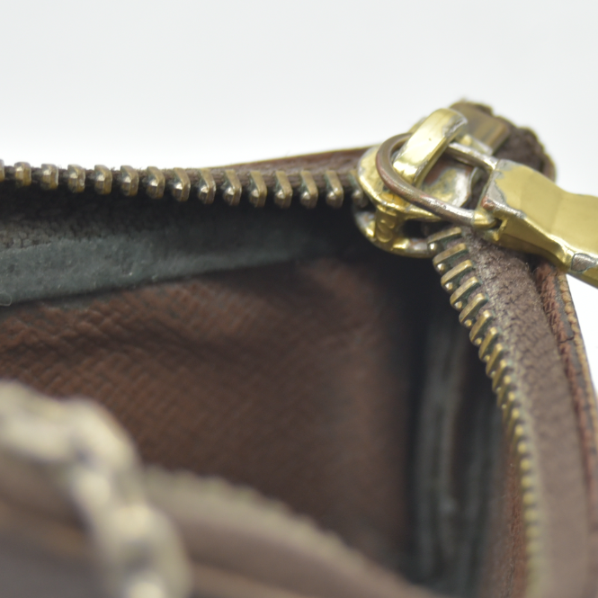 $355 LOUIS VUITTON Monogram Key Pouch Spain