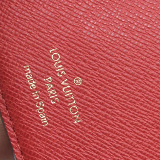 $750 LOUIS VUITTON Damier Ebene Koala Compact Wallet