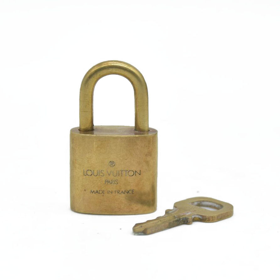 AUCTION Louis Vuitton Gold Lock and Key #303