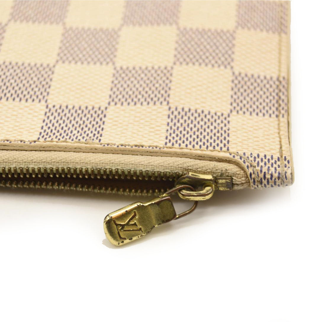 2011 LOUIS VUITTON Damier Azur Neverfull MM Pochette