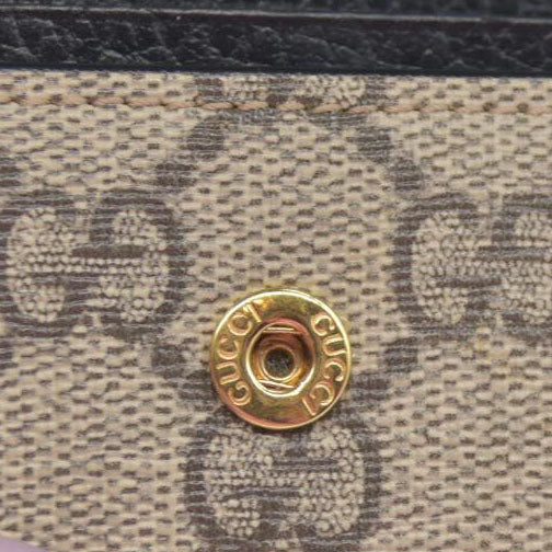 $550 GUCCI GG Supreme Marmont PVC Patent Leateher 6 Ring Key Case