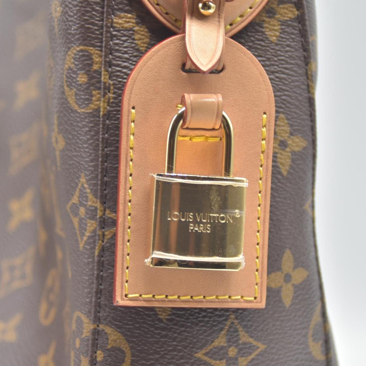 $2740 Louis Vuitton Monogram Slouchy MM