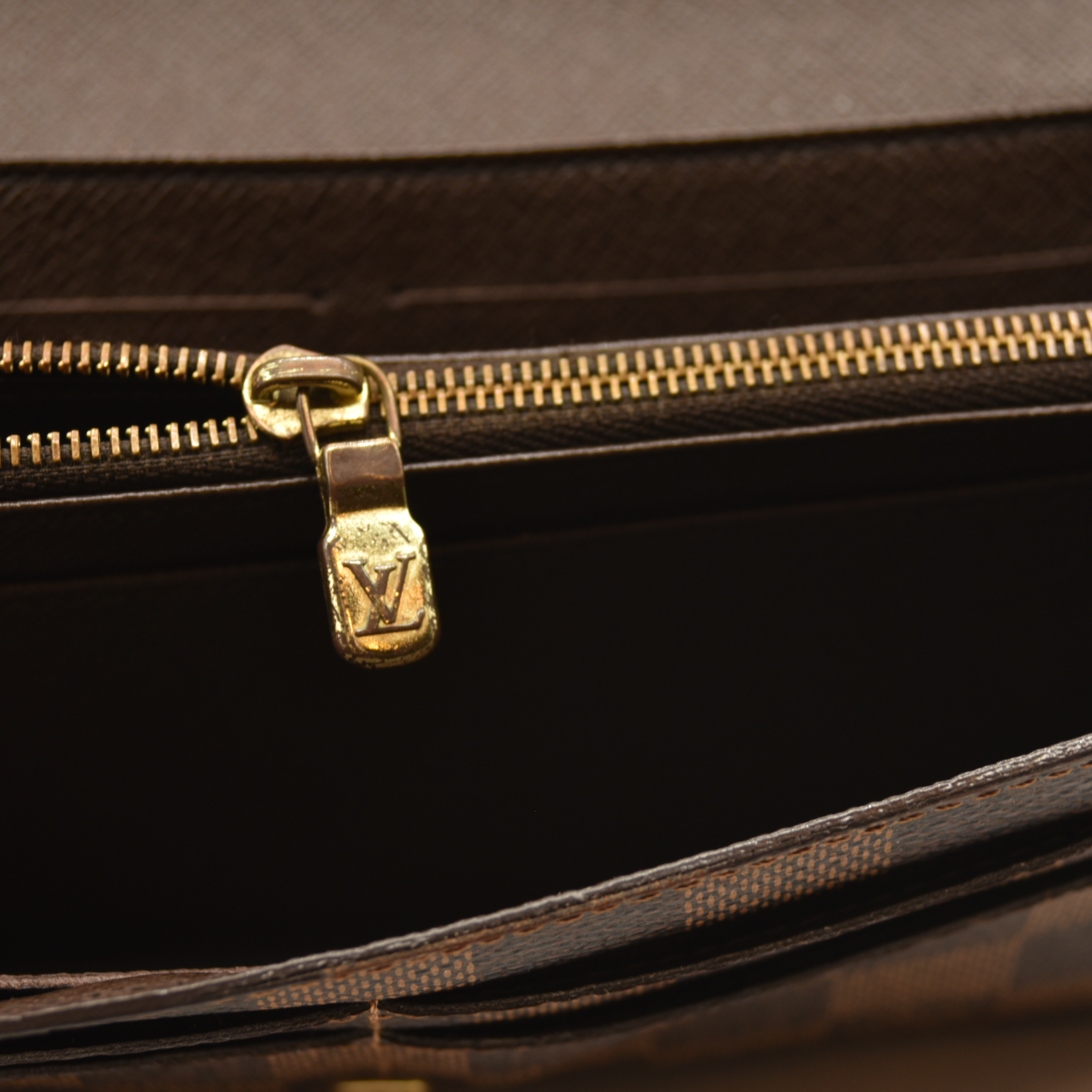 Louis Vuitton  Damier Ebene Sarah Wallet NM CA1114