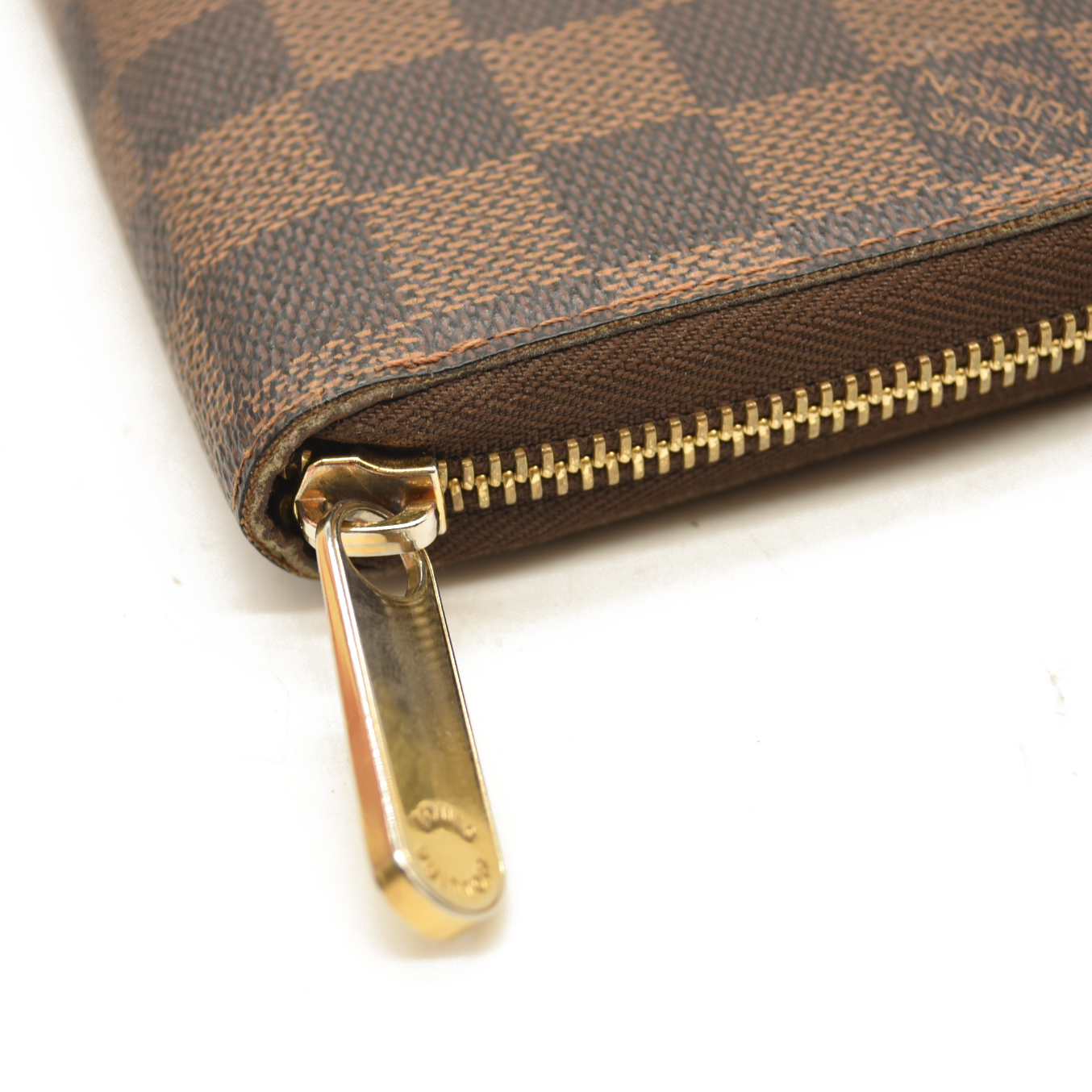 Louis Vuitton  Damier Ebene Zippy Wallet VI0078