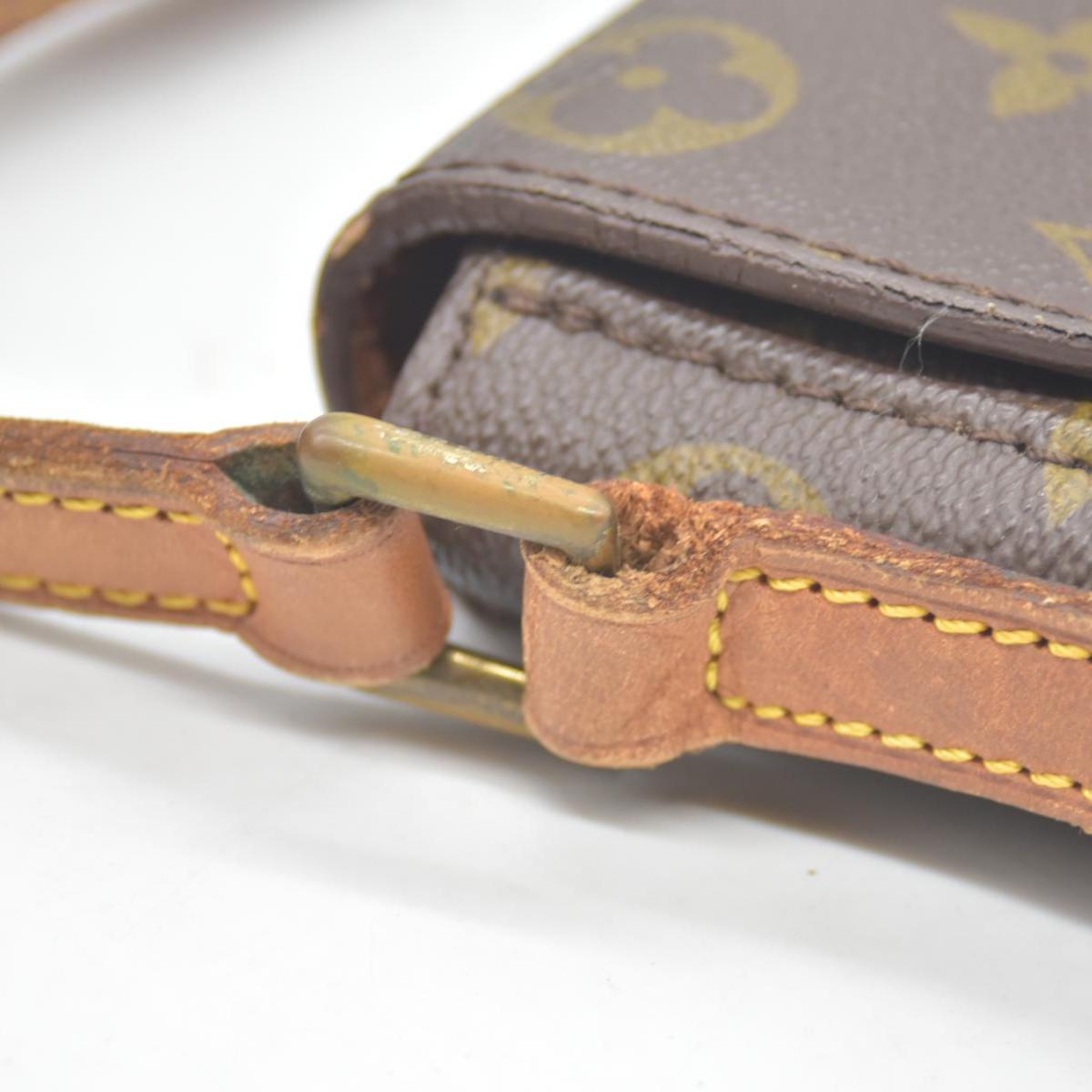 $1060 1986 Louis Vuitton Monogram Chantilly PM 862VI